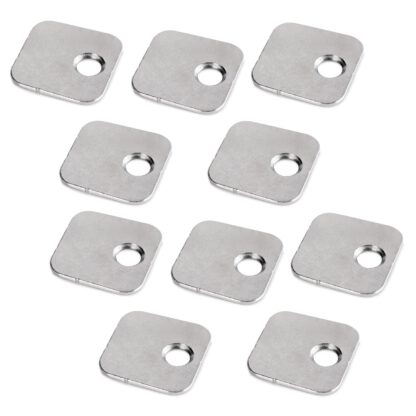 Contre-plaque carrée de 10 pièces avec trou décentré, surface : nickelée, 20 mm (25/32"), contrepartie 1050007. avec perforation décalée latéralement pour pênes magnétiques, push-to-open et bien plus encore, par EMUCA