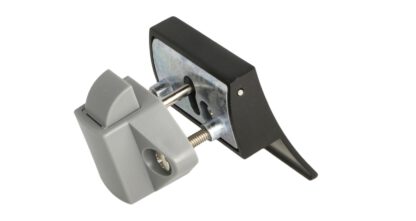 Serrure à pression robuste avec poignée de levage, en zamak, surface : noir, design : carré, 14.03.076-0. Poignée de levage avec serrure autobloquante et fermeture amortie pour caravanes, yachts et bien plus encore, de SISO Denmark – Image 3